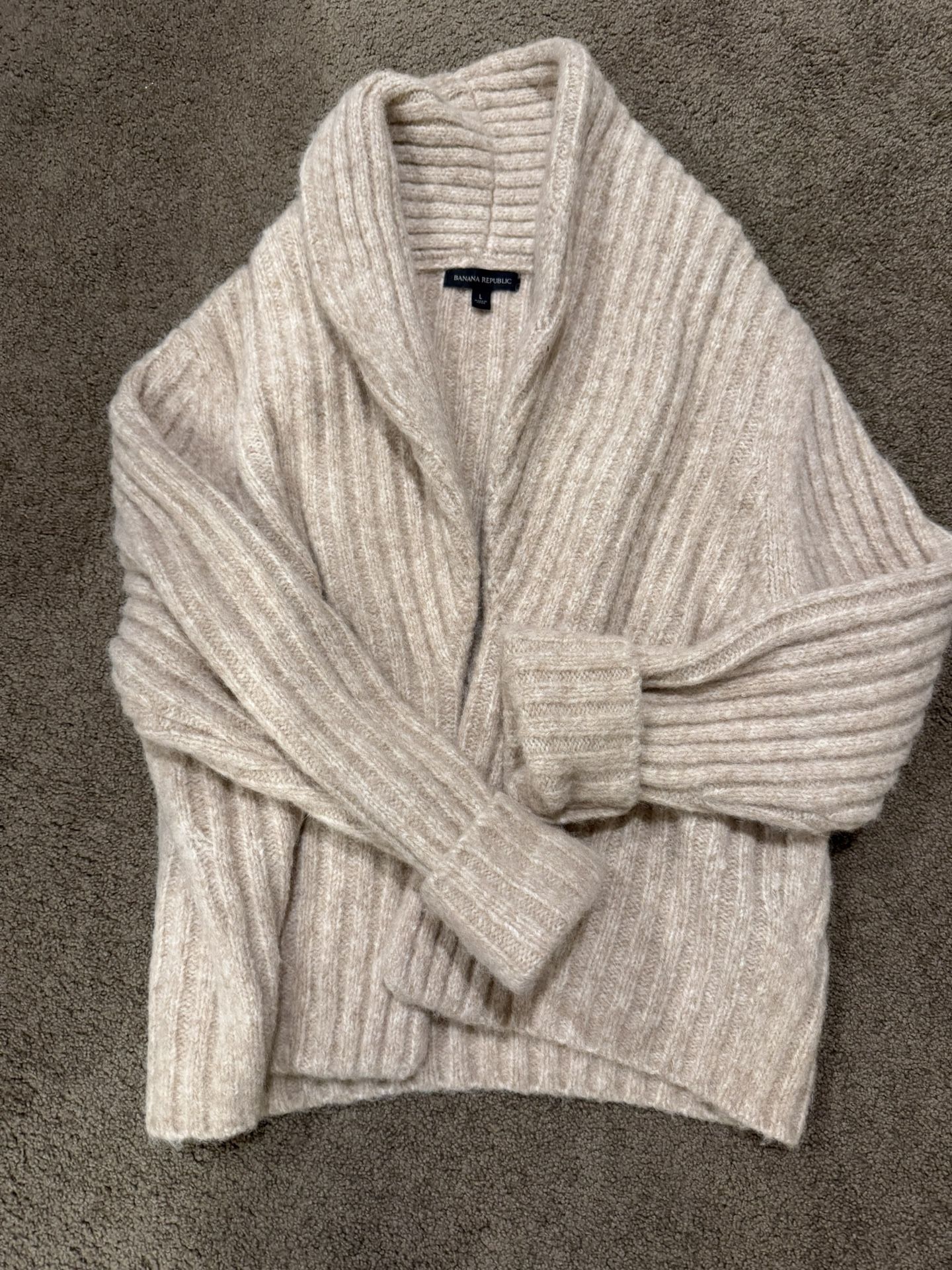 Banana Republic Warm Cardigan Large 