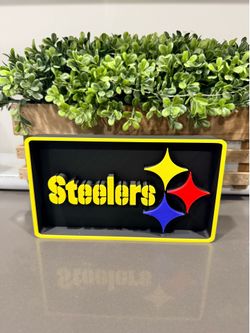 Steelers sign