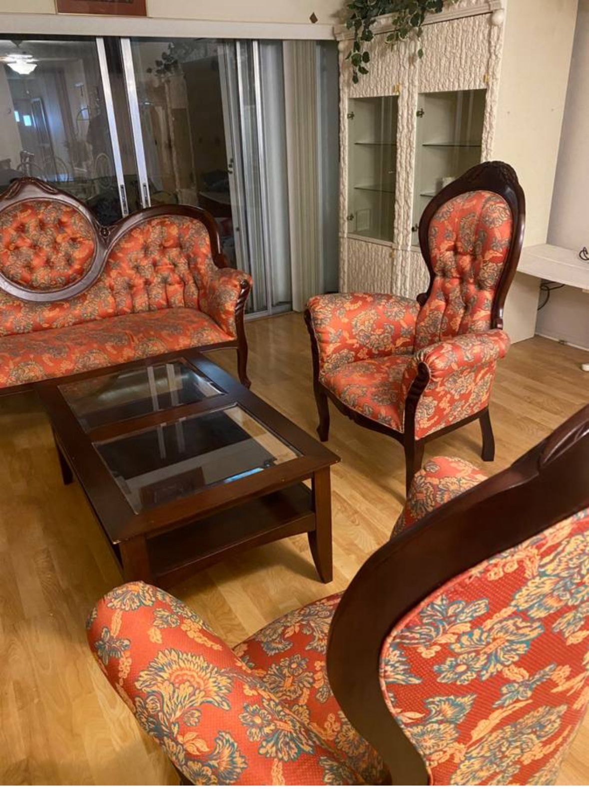 Antique Red Floral-Designed Living Room Set w/ Coffee Table - (Greenacres)