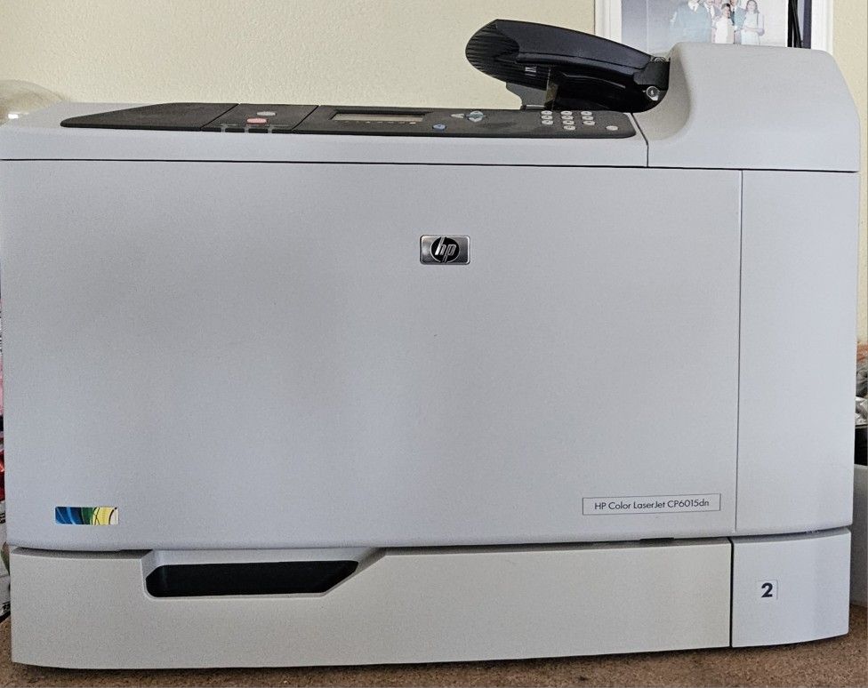 HP Color LaserJet CP6015dn Printer