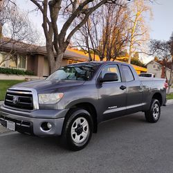 2012 toyota tundra