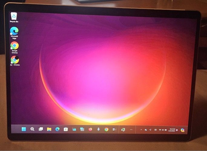 Surface pro 8 32 gb Ram 1 Tb SSD keyboard cover/pen sold separately