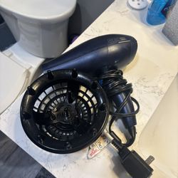 Hair Dryer With Diffuser Attachment 
