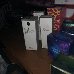 Various Perfumes 25-100.00 Ea Gift Sets 45.00 Ted Door And Lots Of Juicy And Chanel’s