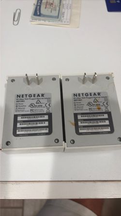 Netgear XET1001 Powerline Ethernet Adapter Pair