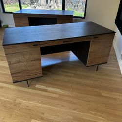 2 Cuzco Natural Yuka Wood Desks