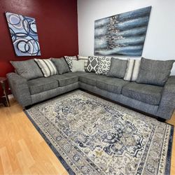 Rooms To Go - Gray Sectional Couch (Delivery Available)