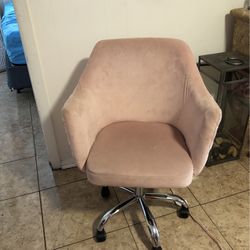 Pink Rolling Chair 