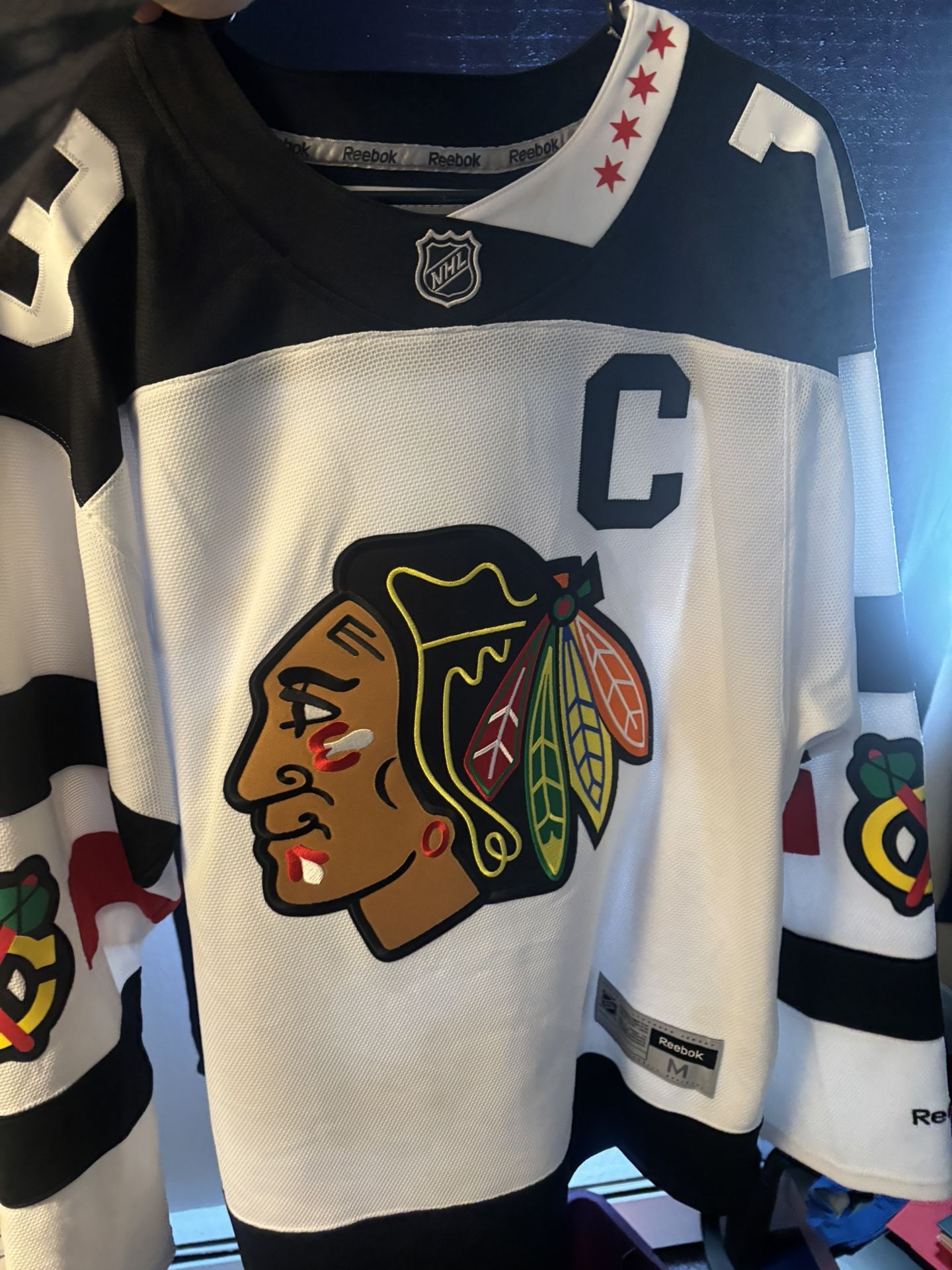 Jonathon Toews Jersey