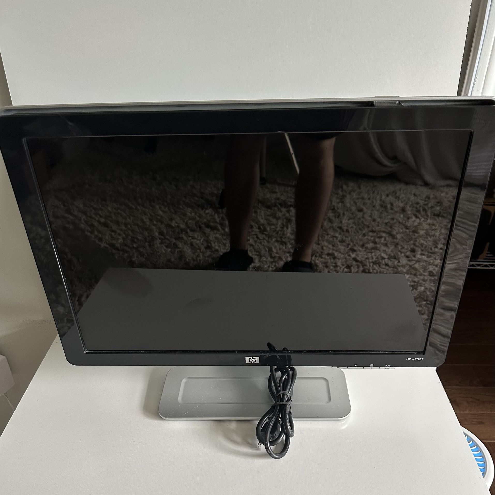 HP 22” Monitor