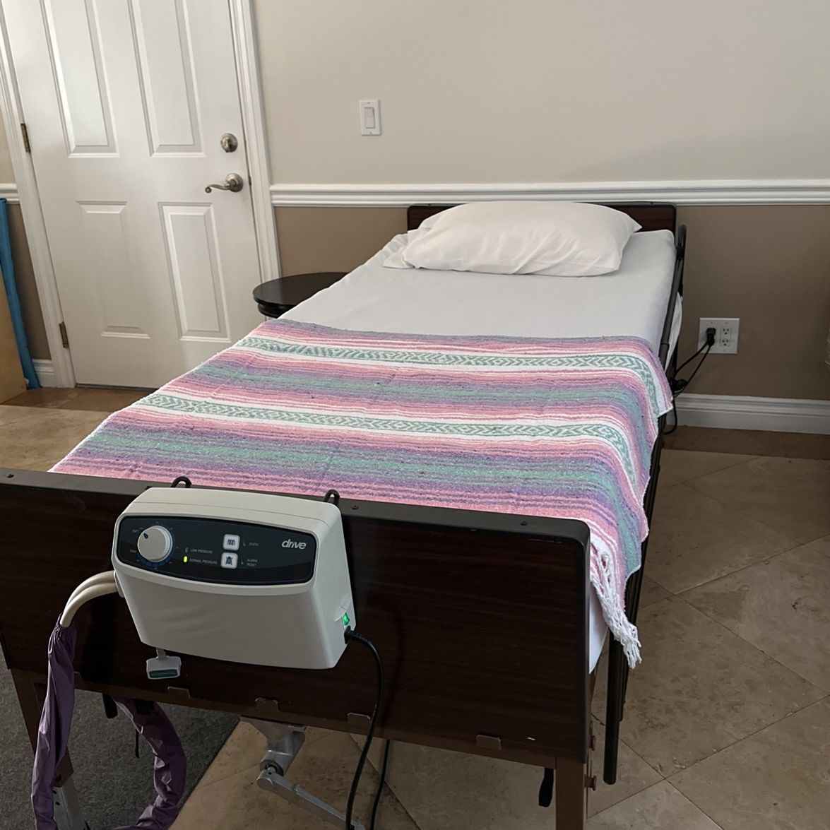 Drive Hospital Bed and Air Mattress With Regulator