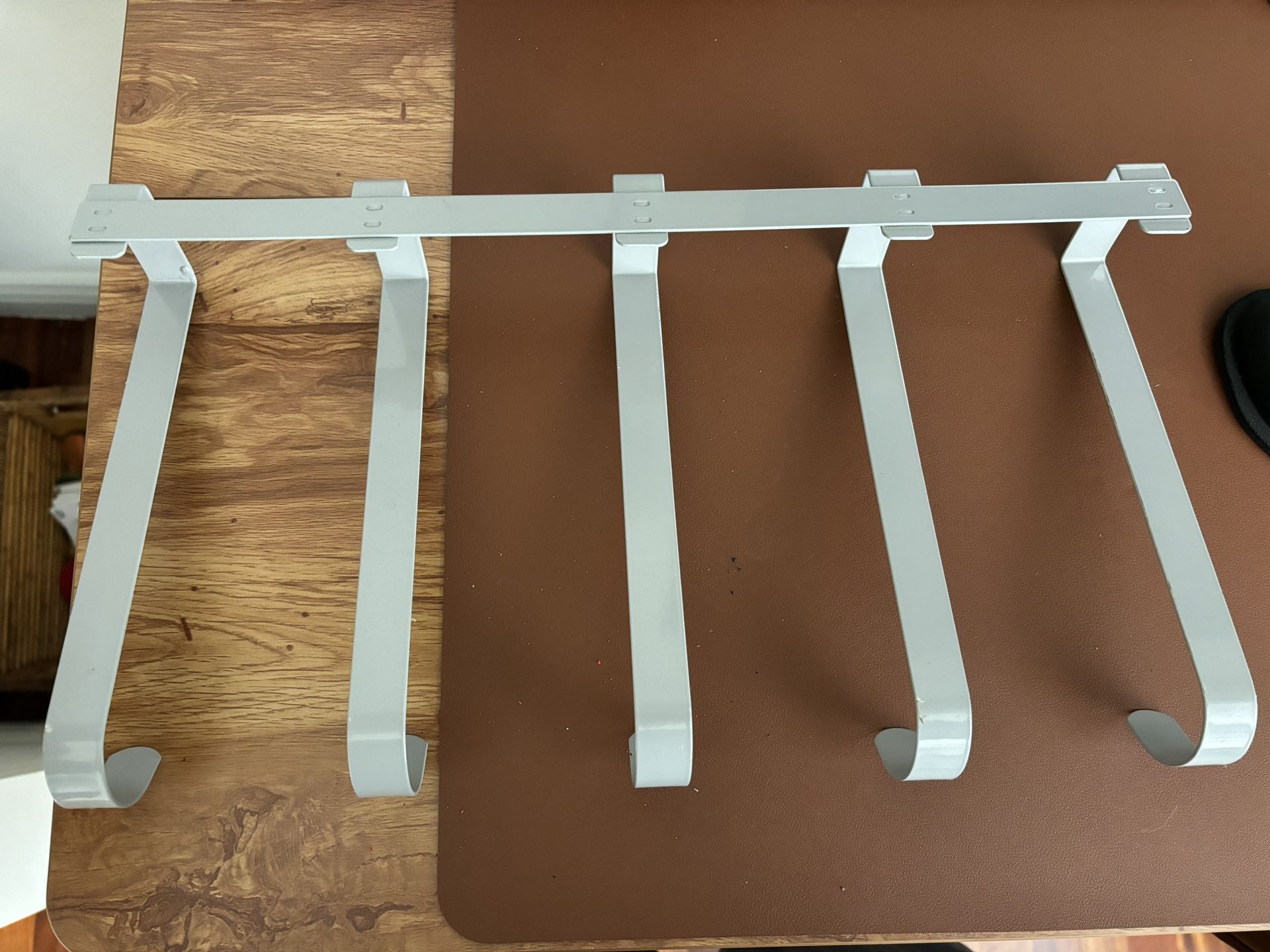 Over-the-door Clothes Hanger