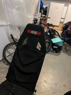 Next Level Racing Sim Racing Seat and g923 steering wheel and pedals