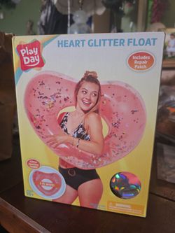 Heart Glitter Float