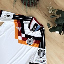 Germany 2026 World Cup Home Soccer Jersey Adidas Football Shirt White Men Sz L ( Mundial Camiseta De Futbol)
