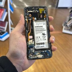 iPhones screens FIXXXx!!!!!! 
