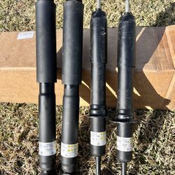 2022 Toyota 4Runner Suspension Shock Struts