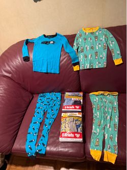 Sleepwear 4T and 5T + 2 packs of briefs