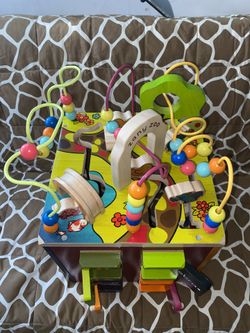 B. Toys Wooden Activity Cube - Zany Zoo