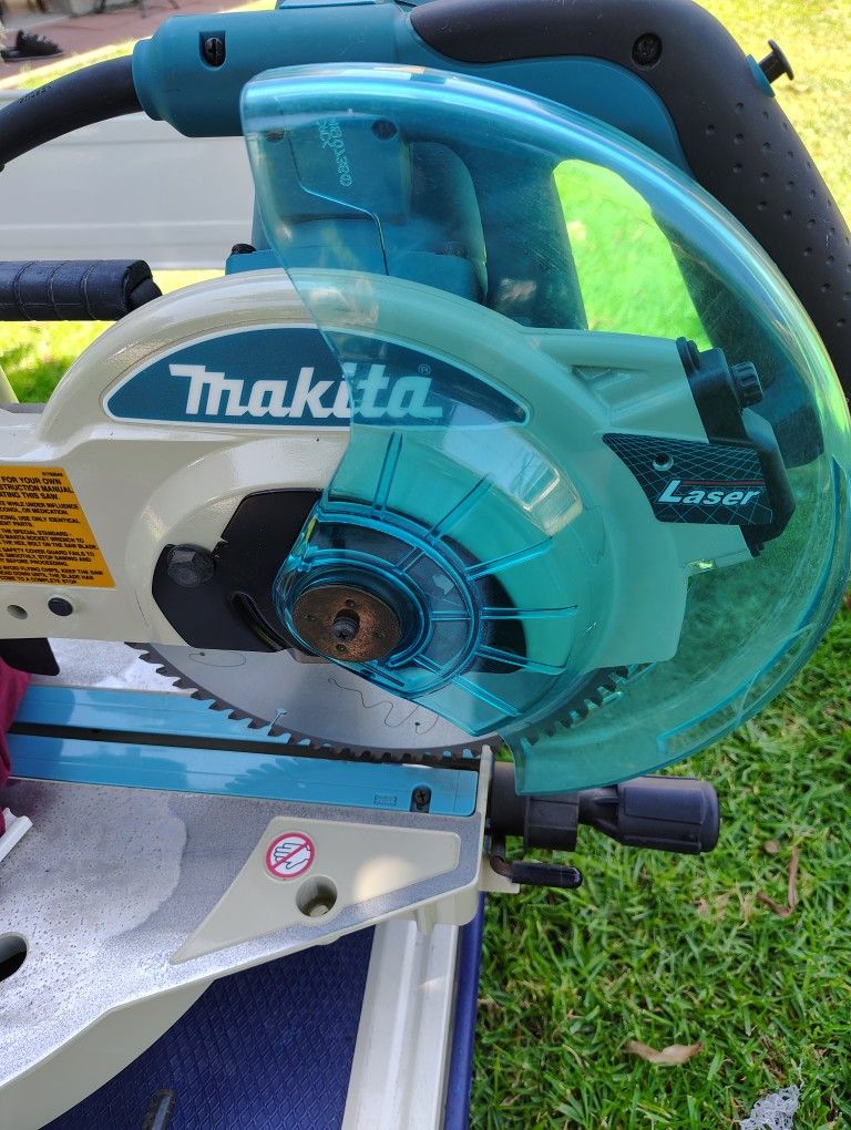 Makita Miter Saw