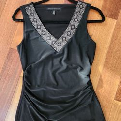 White And Black womens sleeveless top, black color, Size XS