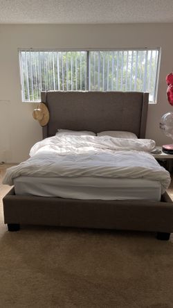 zgallerie Quinn size bed with mattress