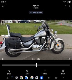2003 Suzuki Intruder