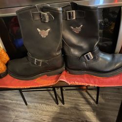 Harley Davidson boat size 11