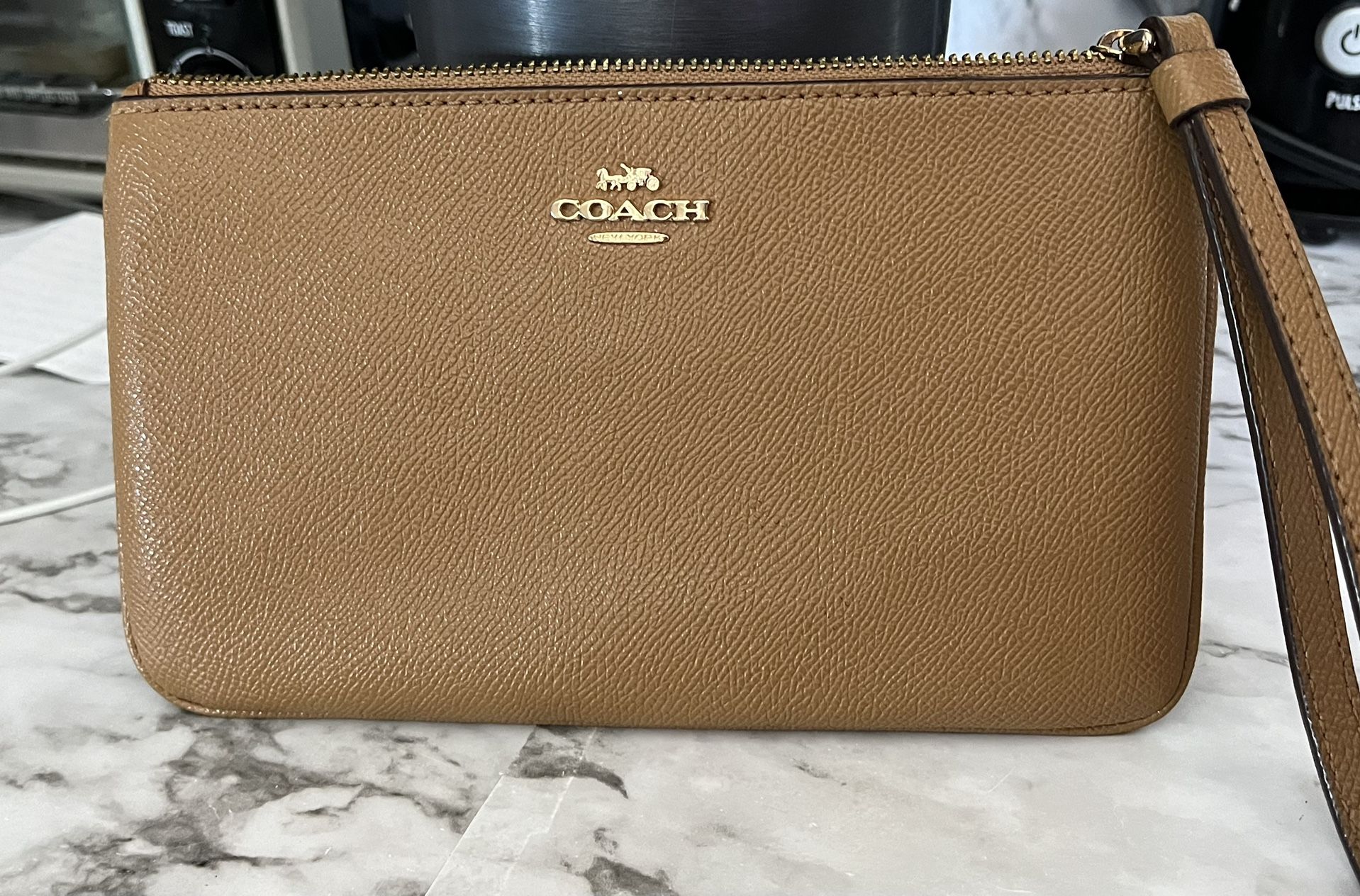 Wallet Coach Large π
