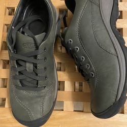 Size 5 - Kids Shoes, Keene Brand, Green Leather