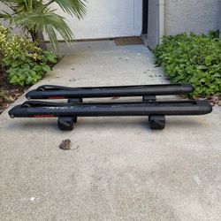 Yakima SupDawg Roof Rack (Surfboards / Paddle Boards) – 2 Keys Included