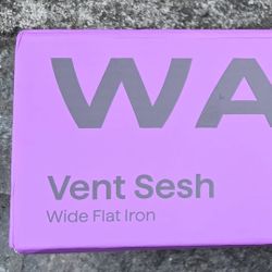 New In Box Never Used-WavyTalk Vent Sesh Wide Flat Iron