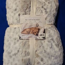 Doggy Decor Waterproof Pet Throw Blanket 