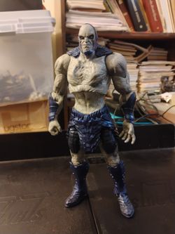Mcfarlane DC Multiverse Darkseid Megafig