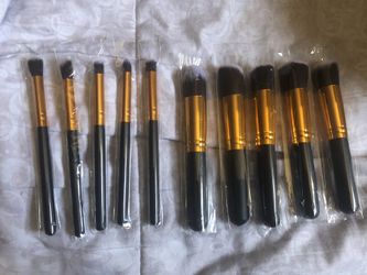Makeup Brushes