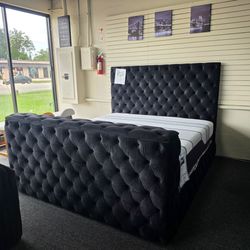 Black Velvet Tufted Upholstered Bed Frame 🚚WE DELIVER🚚