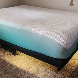 Motorized Bedframe & Queen Matress 