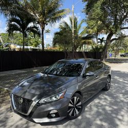 2019 nissan altima SL