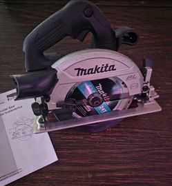 Makita Cordless 6‑1/2” Circular Saw
