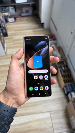 Samsung Fold 4 256GB Spectrum