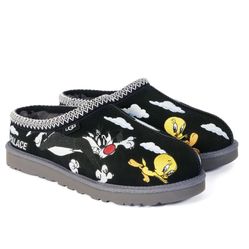 Palace x Looney Tunes Black UGG Tasman Slipper Mens 11 in Hand