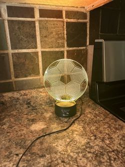 SOCCER BALL CHANGING COLORS NIGHT LAMP WITH USB CORD WORKING GREAT