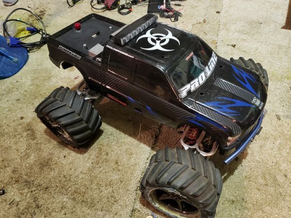 traxxas tmaxx tires