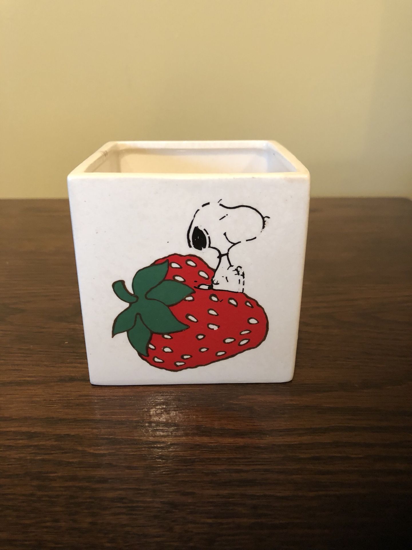 Vintage Snoopy Planter