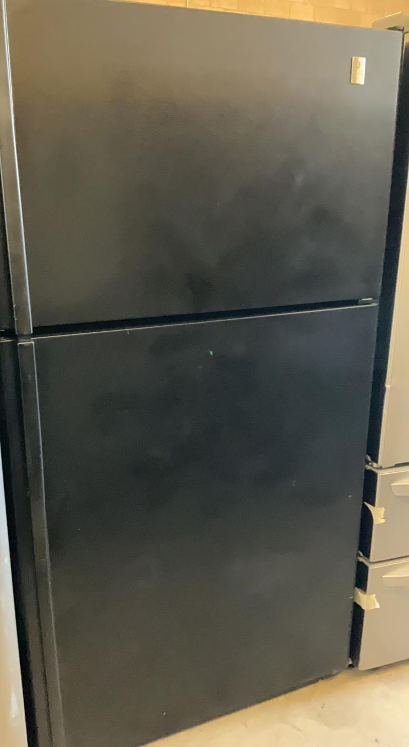 GE  Top Mount Black Refrigerator
