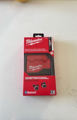 Milwaukee  earbuds