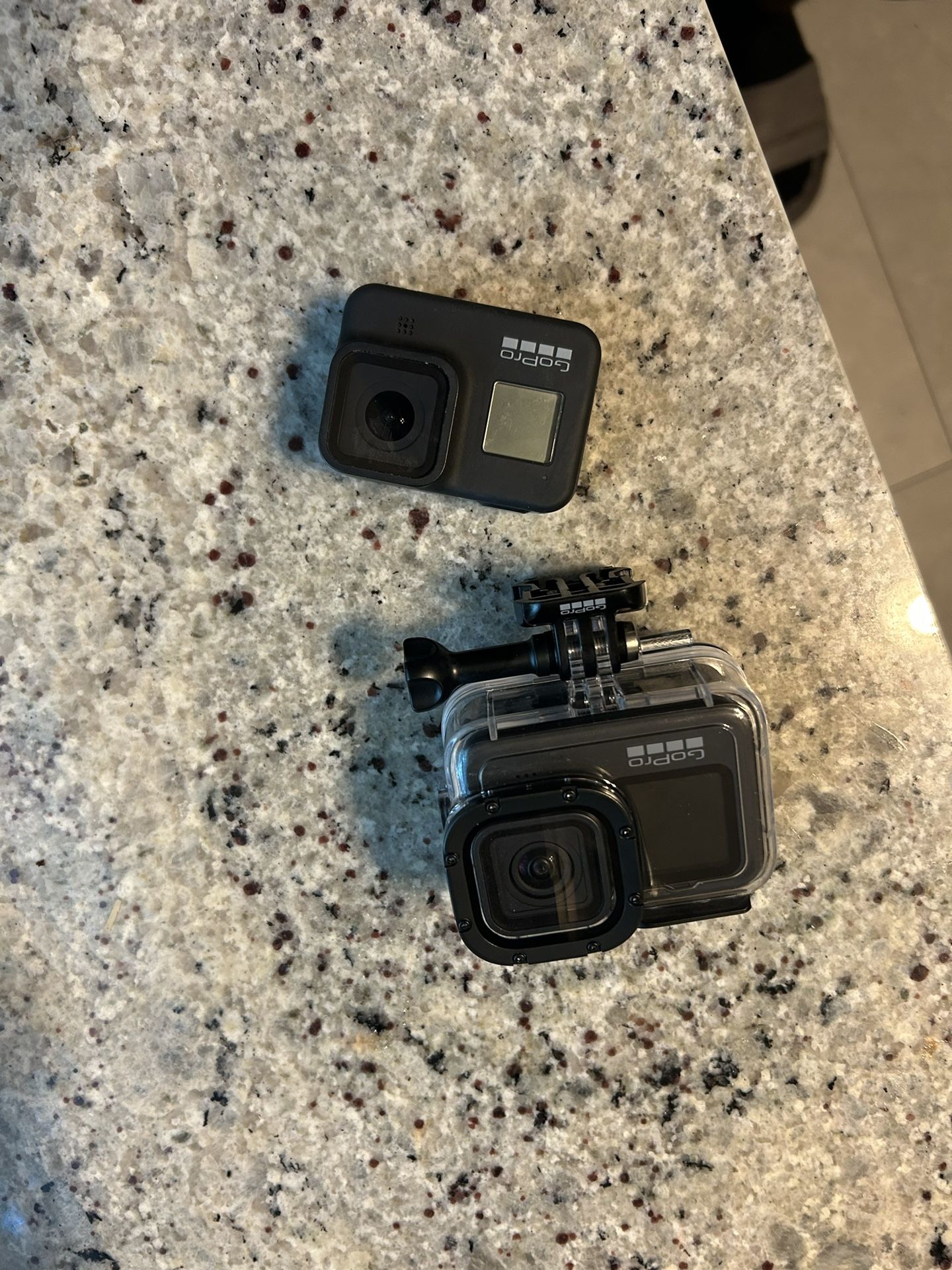GO PRO 8 & GO PRO 9