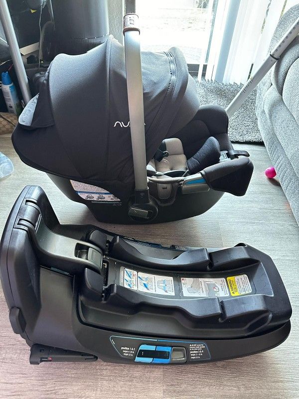 NUNA Baby Car Seat + Base