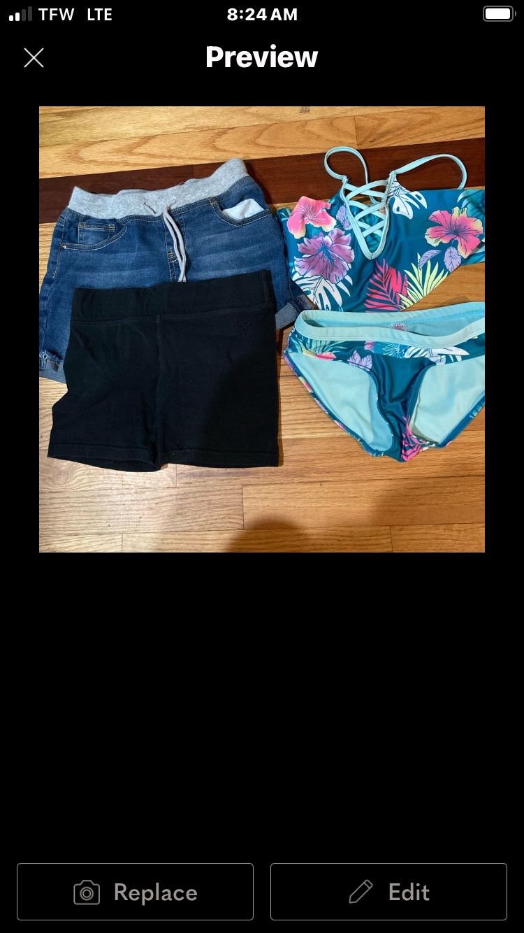 Shorts. Bikini