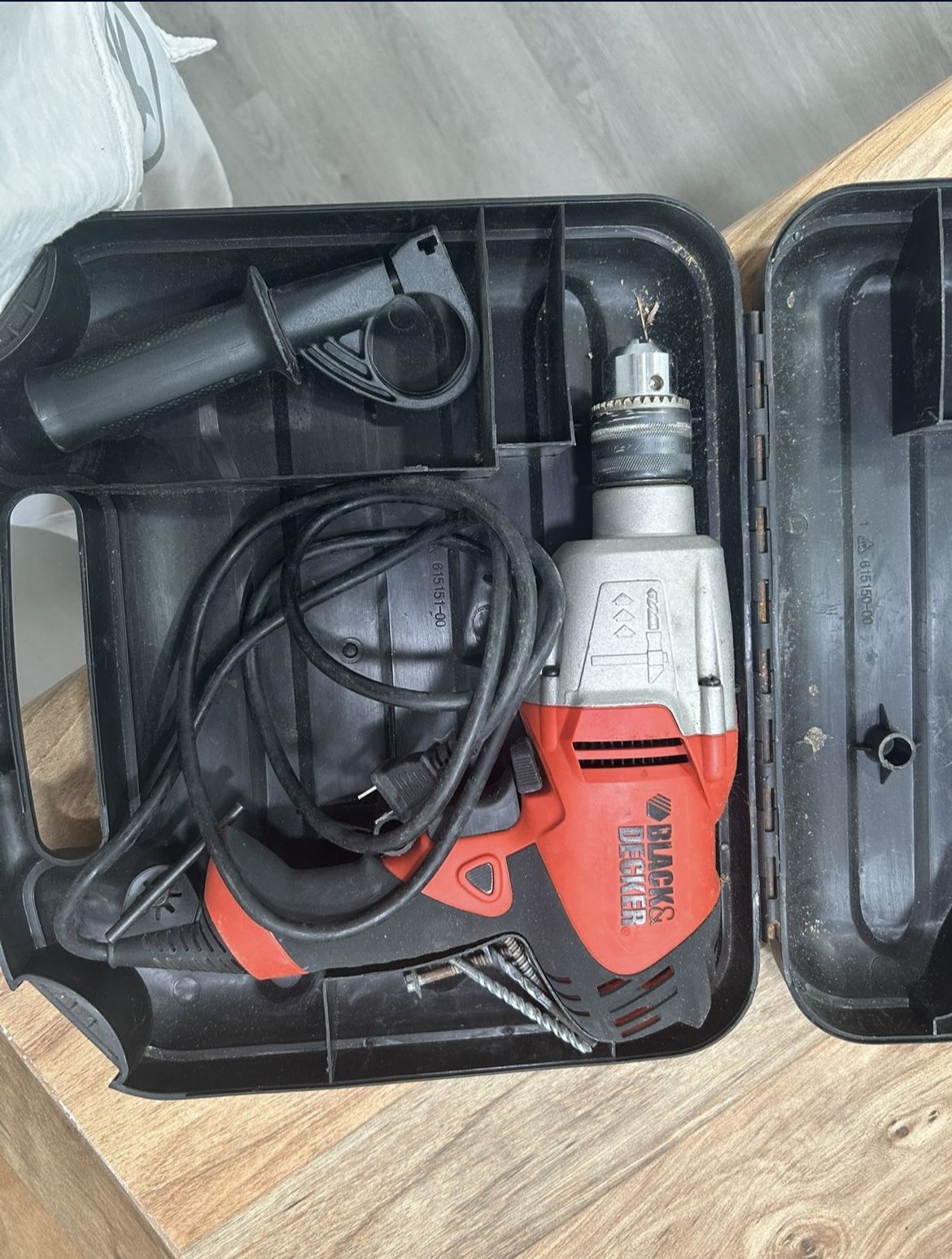 DRILL BLACK& DECKER